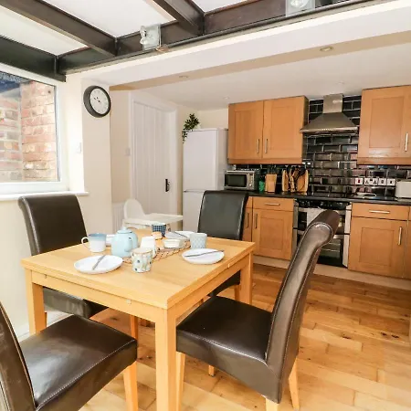 Dom wakacyjny Claire *